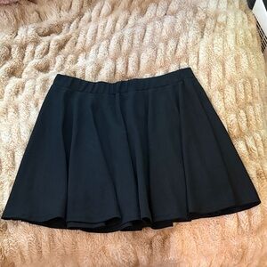 Elegant Black Women's Skirt
